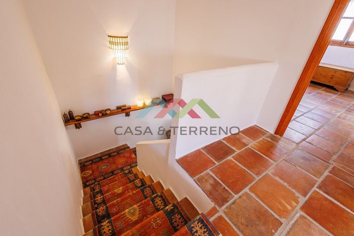 Image No.24-3 Bed Townhouse for sale