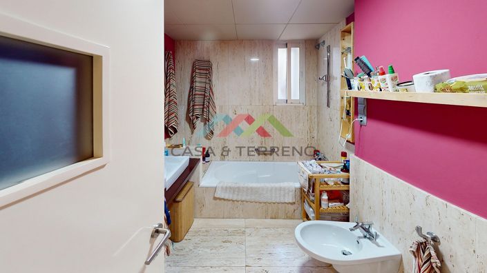 Image No.30-2 Bed Villa for sale