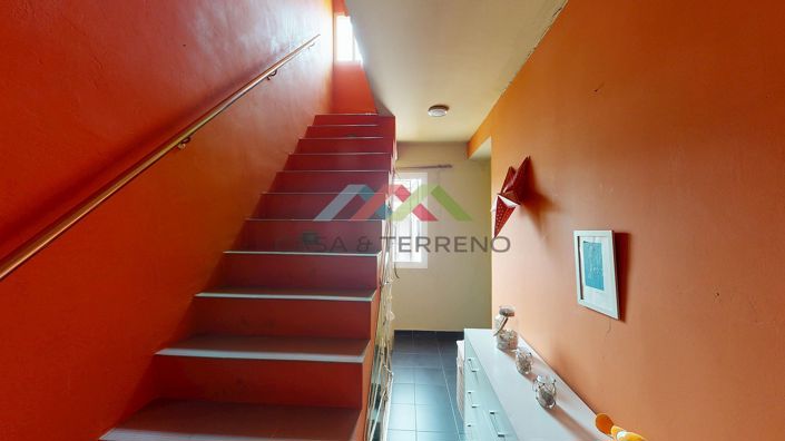 Image No.40-2 Bed Villa for sale