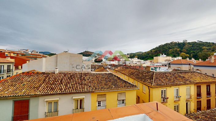 Image No.42-2 Bed Villa for sale