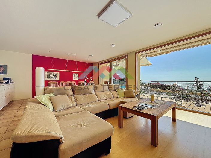 Image No.19-3 Bed Villa for sale
