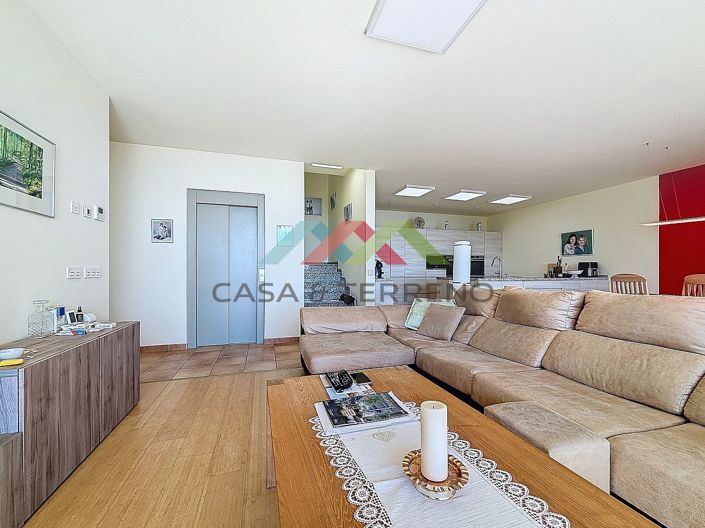 Image No.21-3 Bed Villa for sale