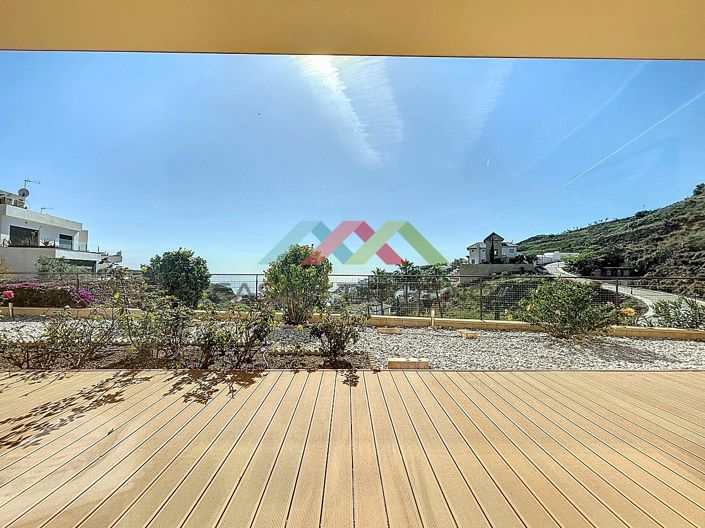 Image No.24-3 Bed Villa for sale