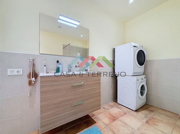 Image No.36-3 Bed Villa for sale