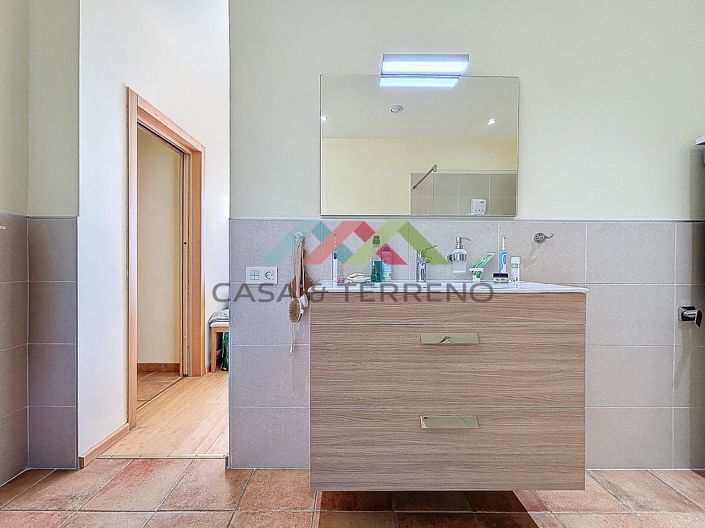 Image No.37-3 Bed Villa for sale