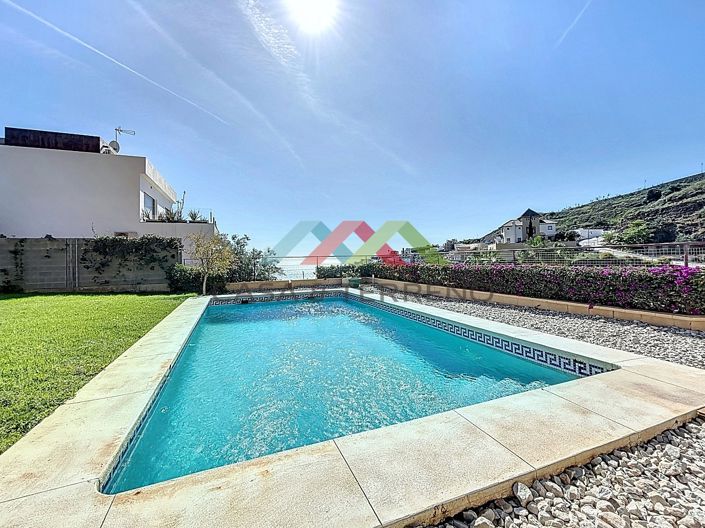 Image No.4-3 Bed Villa for sale