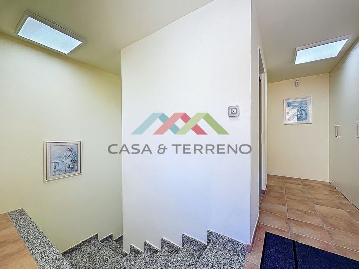 Image No.7-3 Bed Villa for sale