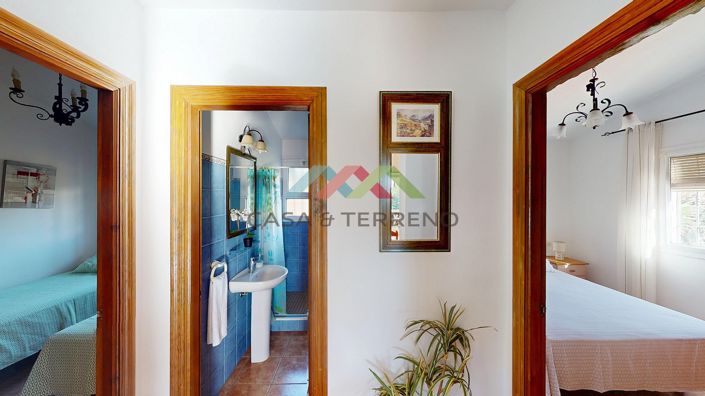 Image No.12-2 Bed Villa for sale