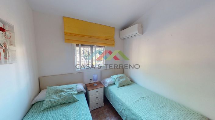 Image No.17-2 Bed Villa for sale