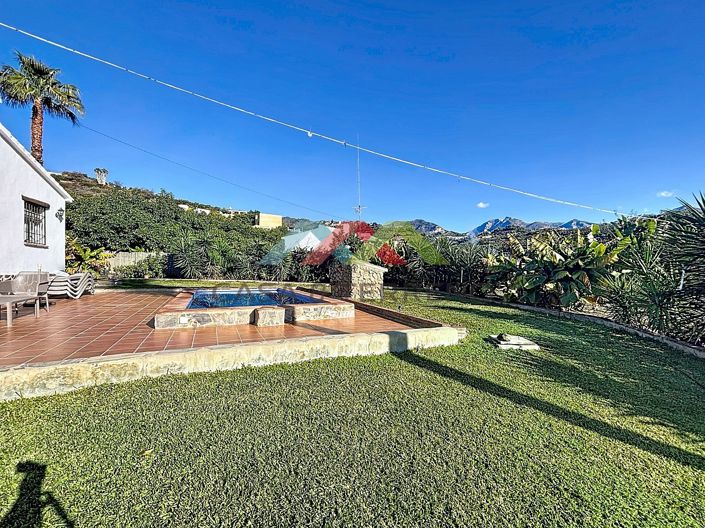 Image No.35-2 Bed Villa for sale