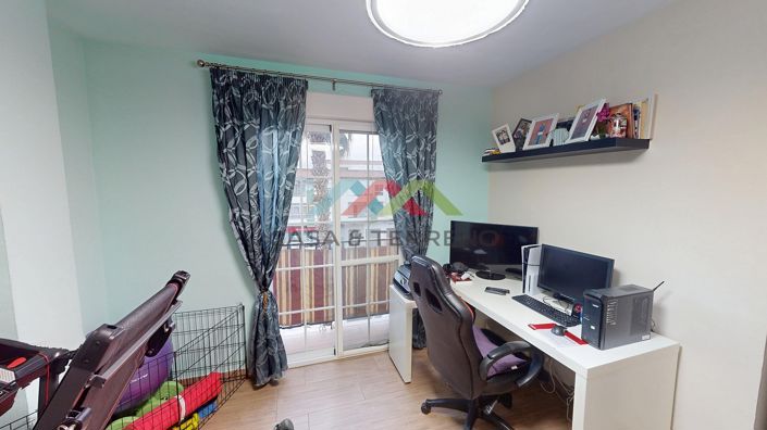 Image No.20-3 Bed Apartment for sale