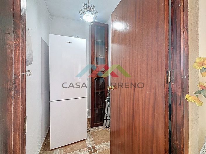 Image No.28-3 Bed Land for sale