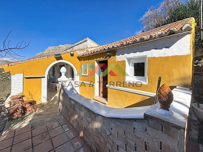 Image No.2-Villa de 4 chambres à vendre à Periana