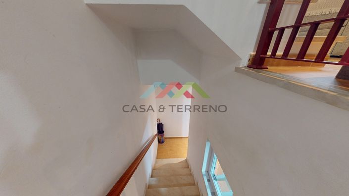Image No.20-3 Bed Townhouse for sale