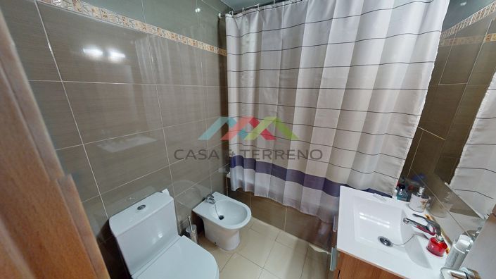Image No.27-3 Bed Townhouse for sale