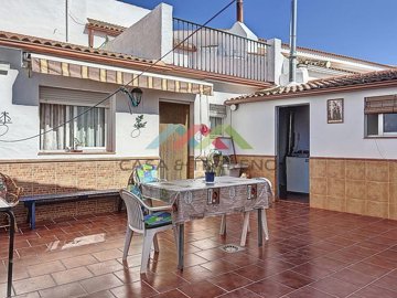 1 - Zafarraya, Townhouse