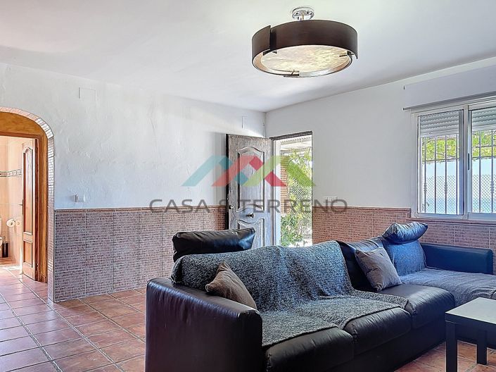 Image No.10-3 Bed Country House for sale