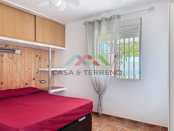 Image No.15-3 Bed Country House for sale