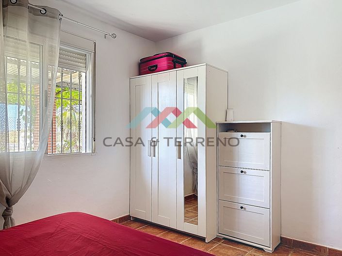 Image No.17-3 Bed Country House for sale
