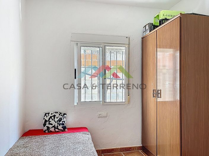Image No.22-3 Bed Country House for sale