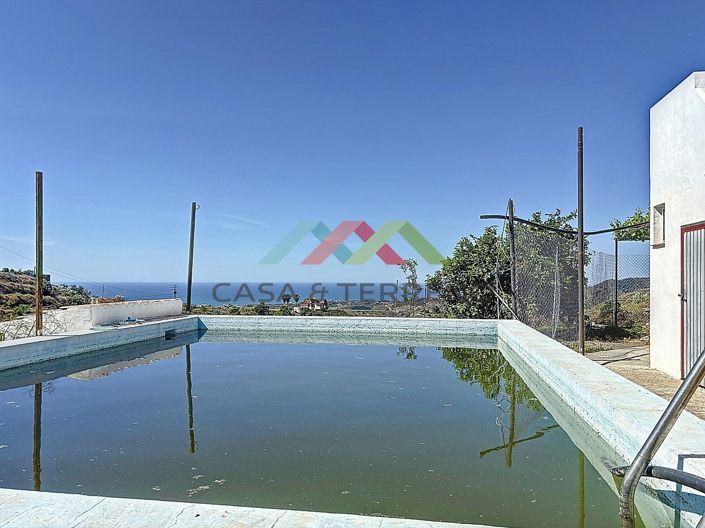 Image No.26-3 Bed Country House for sale