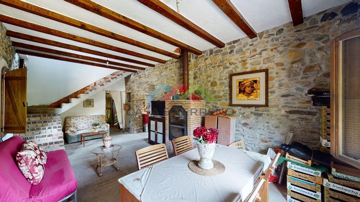 Image No.16-7 Bed Villa for sale