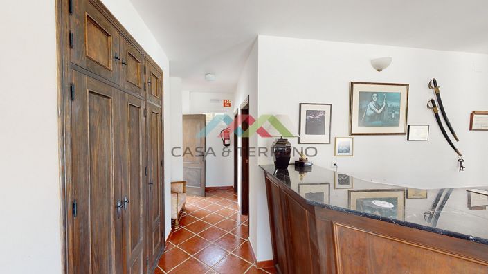 Image No.16-7 Bed Villa for sale