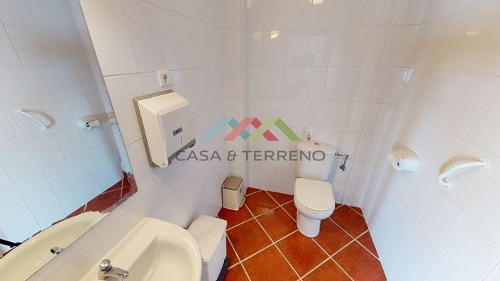 Image No.17-7 Bed Villa for sale