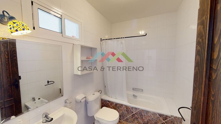 Image No.31-7 Bed Villa for sale
