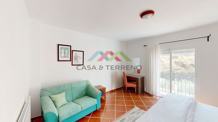 Image No.34-7 Bed Villa for sale