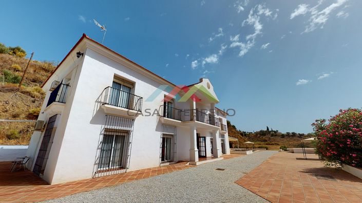 Image No.5-7 Bed Villa for sale