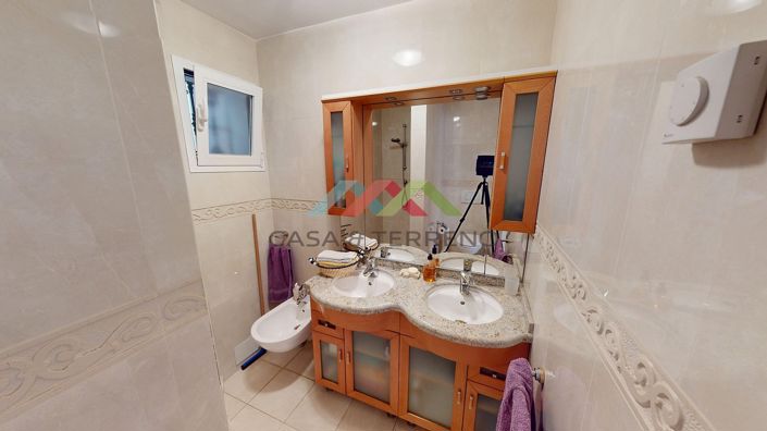 Image No.24-4 Bed Villa for sale