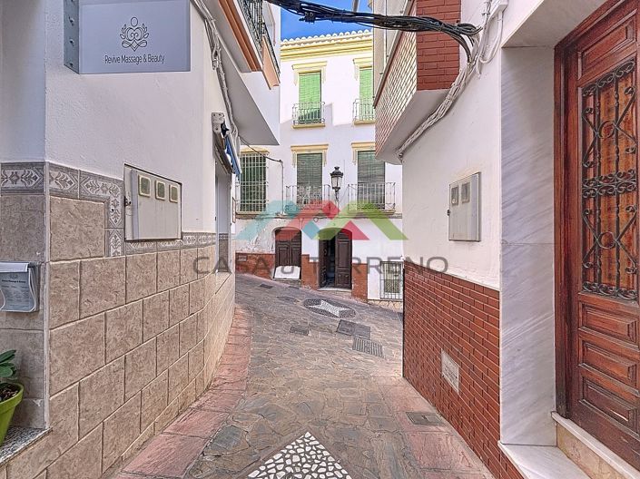 Image No.2-Villa de 8 chambres à vendre à Cómpeta