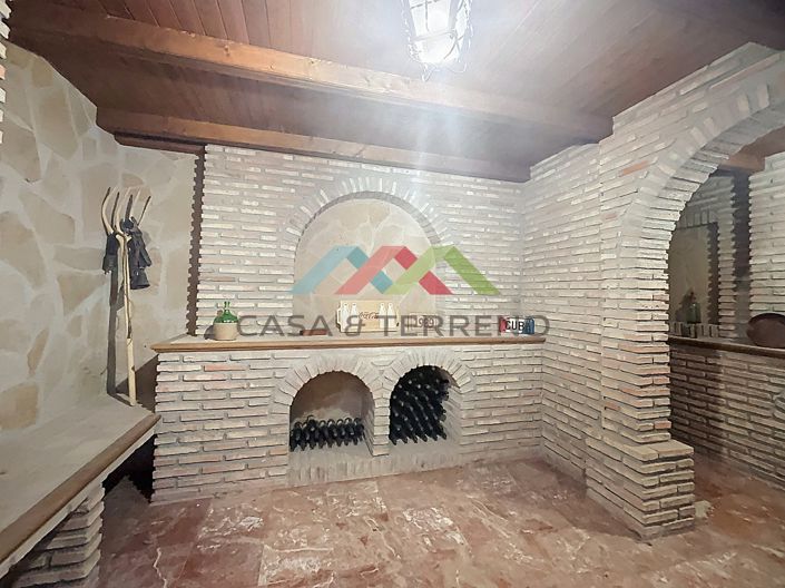 Image No.14-6 Bed Villa for sale