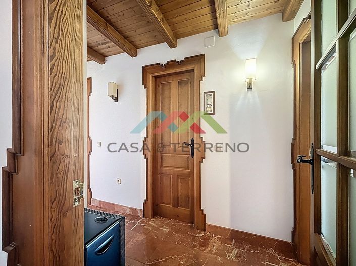 Image No.26-6 Bed Villa for sale
