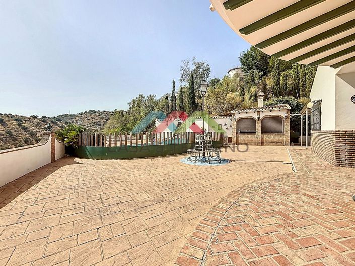 Image No.37-6 Bed Villa for sale
