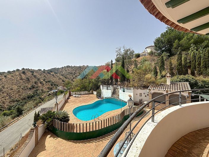 Image No.38-6 Bed Villa for sale