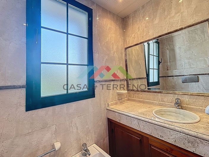 Image No.46-6 Bed Villa for sale