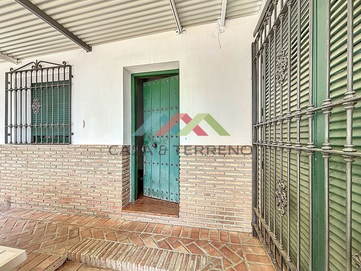 Image No.5-6 Bed Villa for sale