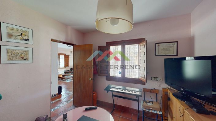 Image No.14-4 Bed Villa for sale
