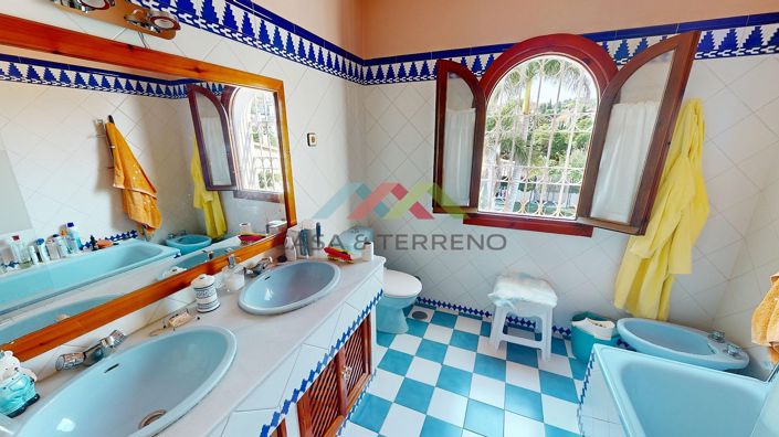 Image No.24-4 Bed Villa for sale