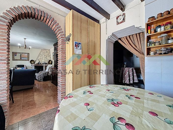 Image No.4-Villa de 4 chambres à vendre à Comares