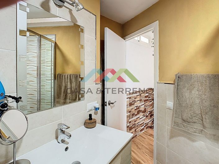 Image No.17-2 Bed Villa for sale