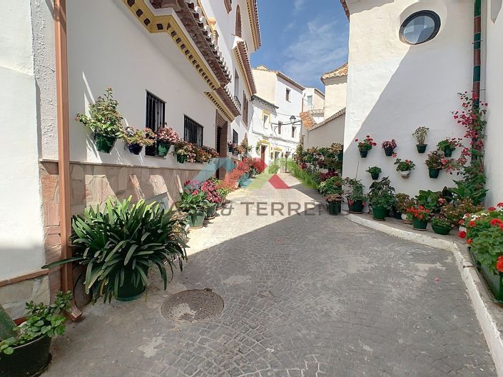Image No.31-2 Bed Villa for sale