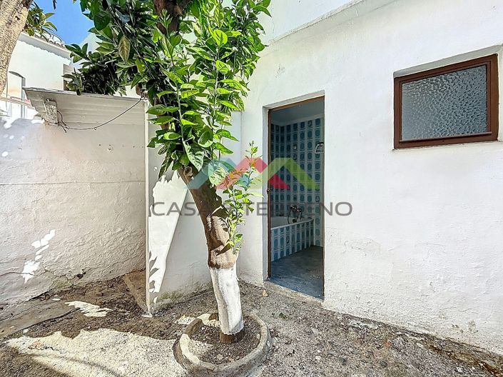 Image No.17-3 Bed Townhouse for sale