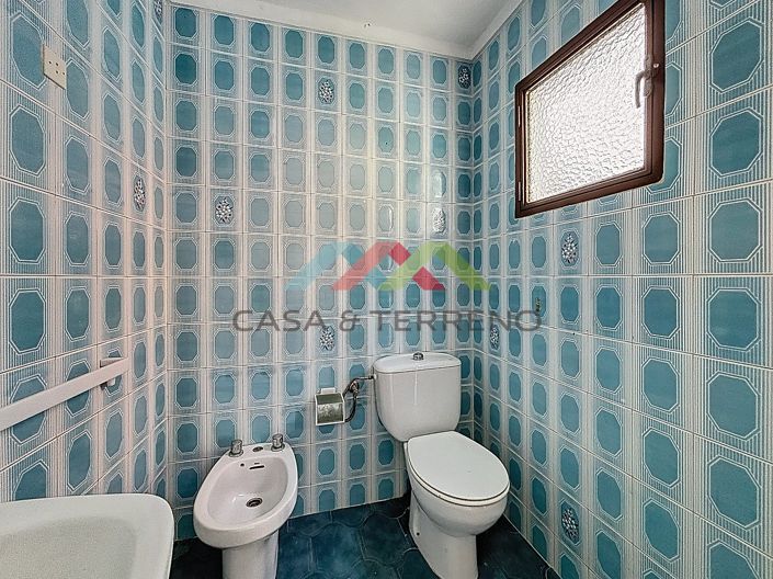 Image No.20-3 Bed Townhouse for sale