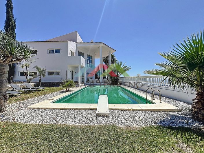 Image No.2-7 Bed Villa for sale