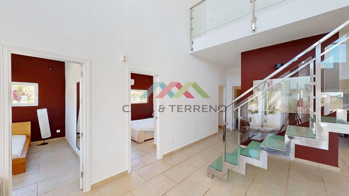 Image No.21-7 Bed Villa for sale