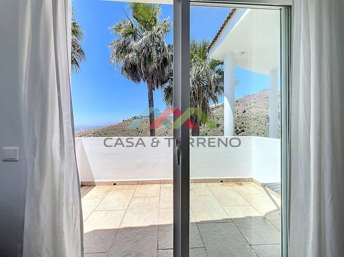 Image No.30-7 Bed Villa for sale