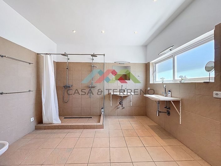 Image No.34-7 Bed Villa for sale